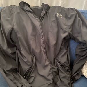 Under Armour women’s wind breaker